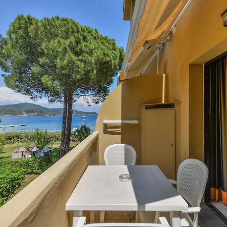 Hotel Le Acacie Capoliveri  Buitenkant foto