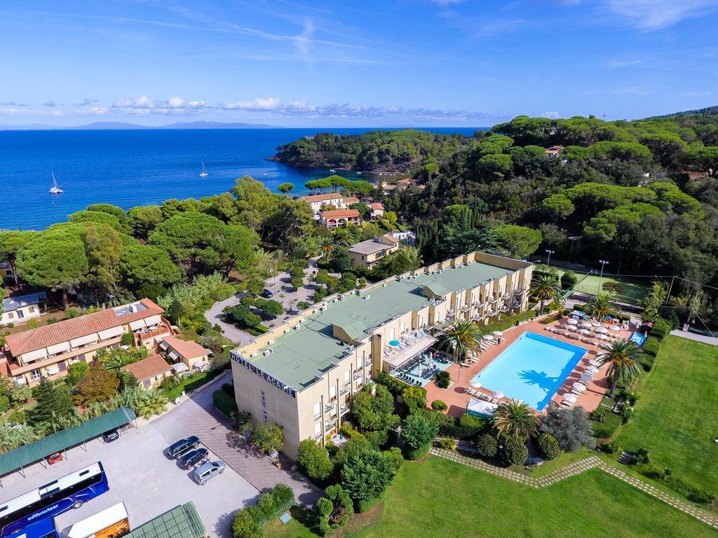 Hotel Le Acacie Capoliveri  Buitenkant foto